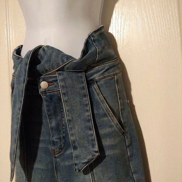 Risen Looking For Answers High Rise Tie-Belt Skinny Jeans Size 3 - Picture 5 of 16